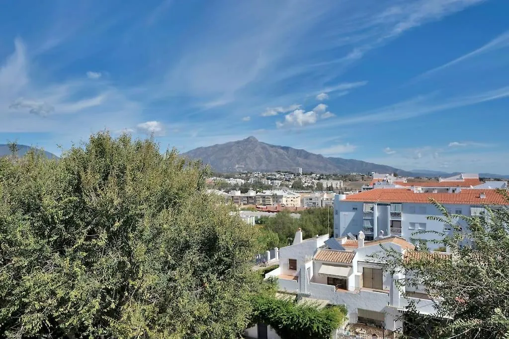 Apartamento Con Jacuzzi Y Parking En San Pedro - Del Valle 72 2 Marbella 0*,  Spain