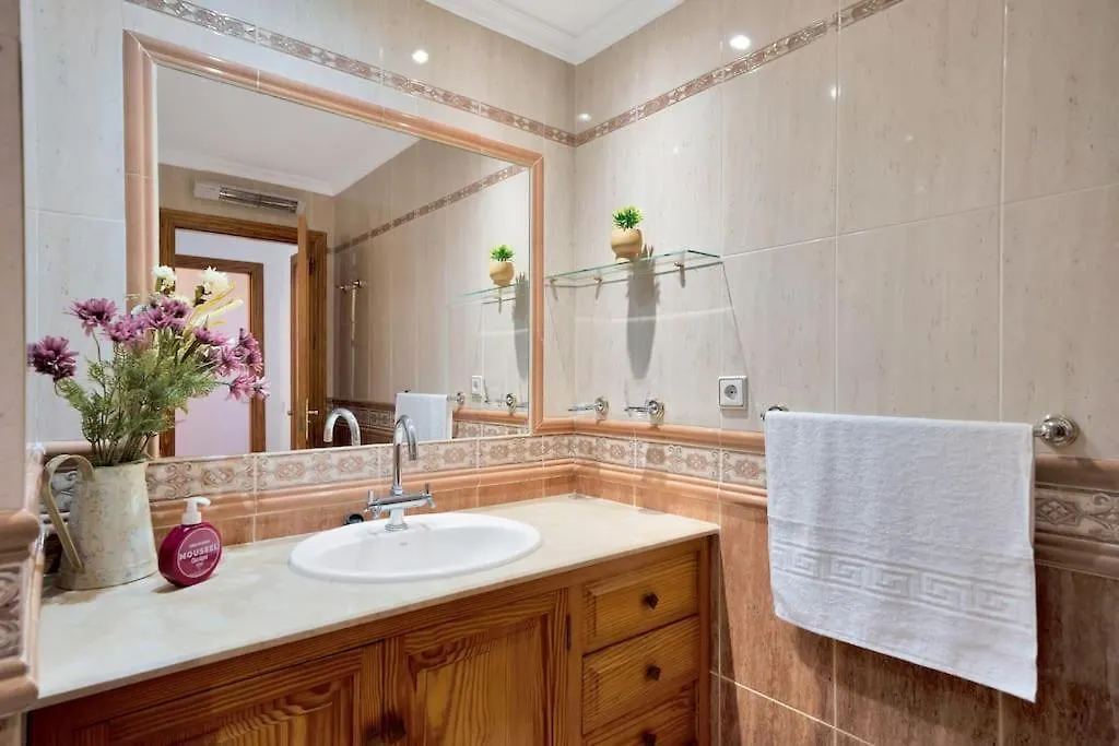 Apartamento Con Jacuzzi Y Parking En San Pedro - Del Valle 72 2 Marbella 0*,
