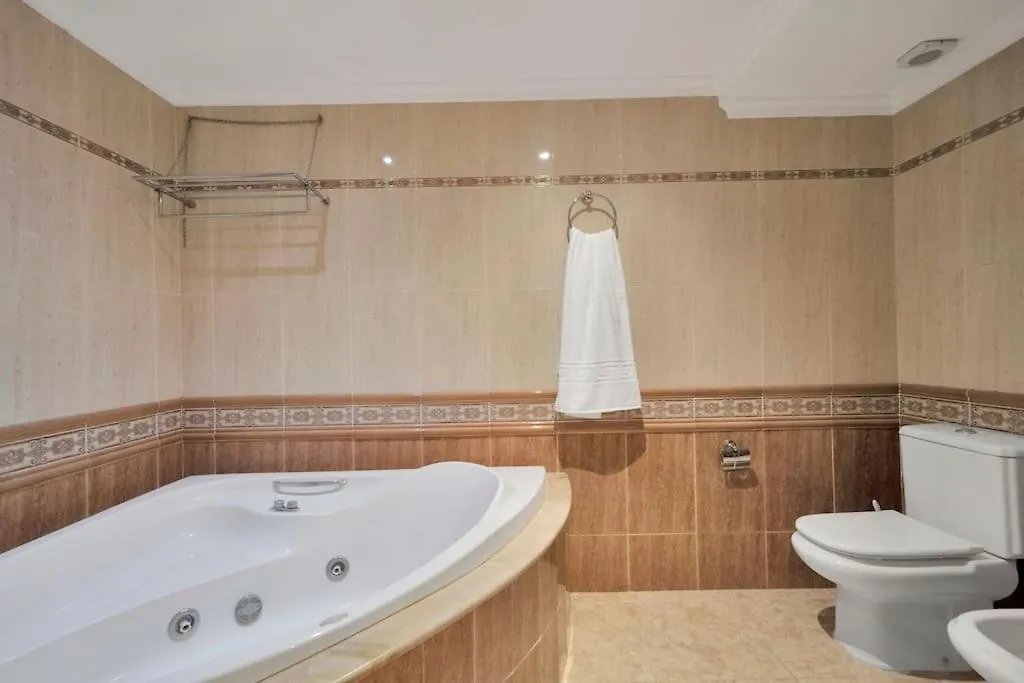 Apartment Apartamento Con Jacuzzi Y Parking En San Pedro - Del Valle 72 2 Marbella