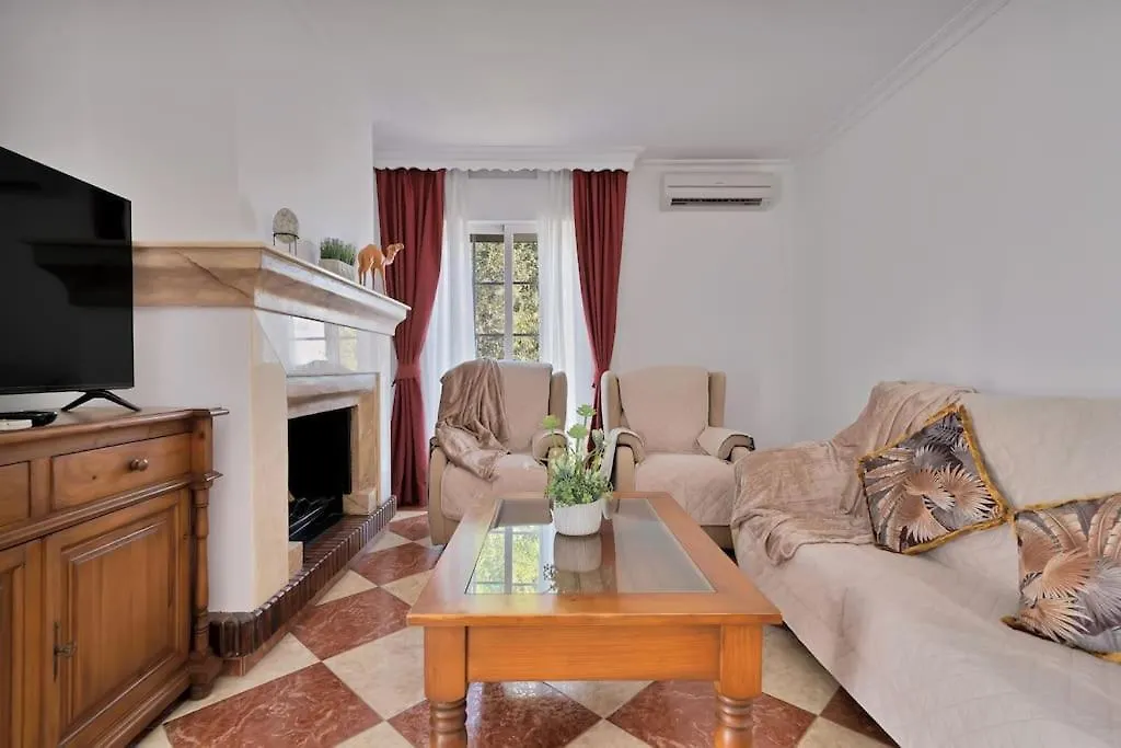 Apartamento Con Jacuzzi Y Parking En San Pedro - Del Valle 72 2 Marbella Spain