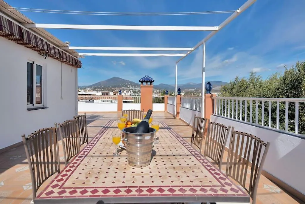 Apartment Apartamento Con Jacuzzi Y Parking En San Pedro - Del Valle 72 2 Marbella Spain